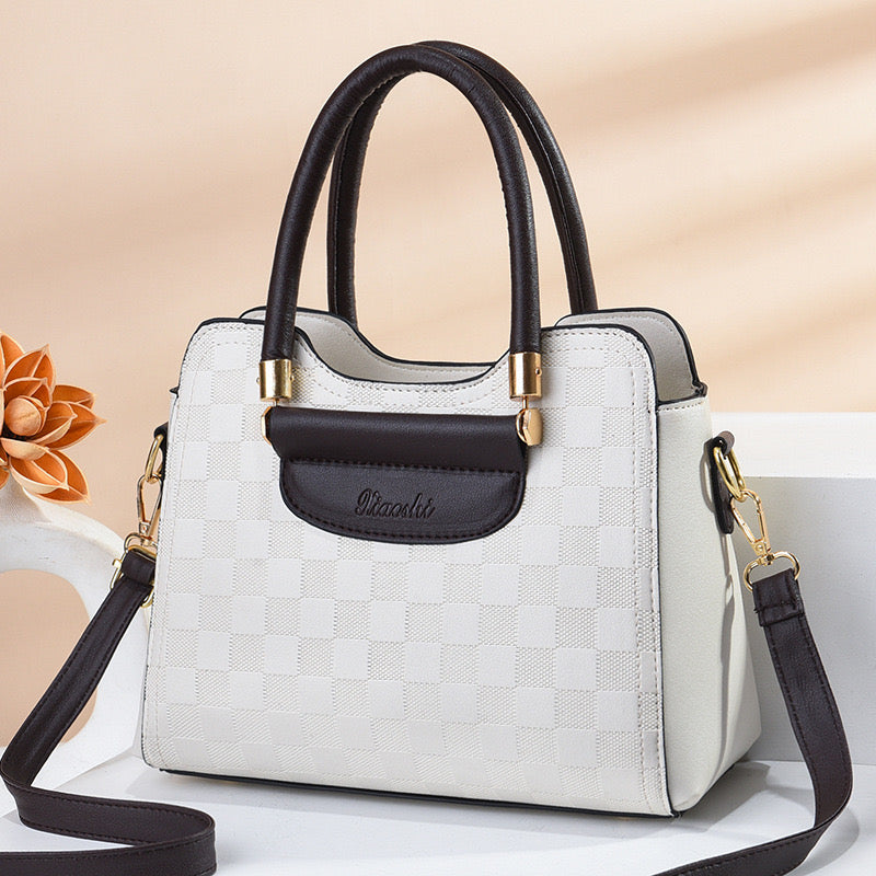 White Trendy fashion Latest luxury bags | Women Handbags 626